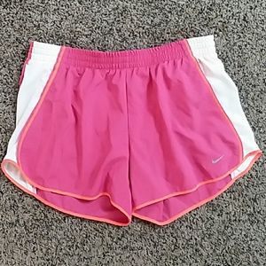 Women's Nike Dri-Fit running shorts w/ liner NWOT
